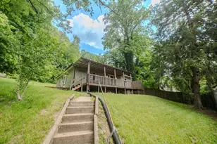 12 Spring St, Glouster, OH 45732 - Photo 2