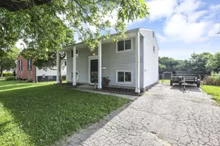 3184 Weirton Dr, Columbus, OH 43207 - Photo 2