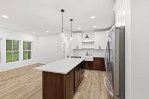 3800 Genessee Ave, Columbus, OH 43219 - Photo 18
