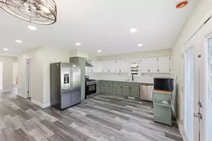 396 Pasadena Ave, Columbus, OH 43228 - Photo 4
