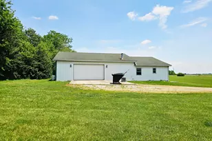 5467 Myers Rd NE, Bloomingburg, OH 43106 - Photo 22