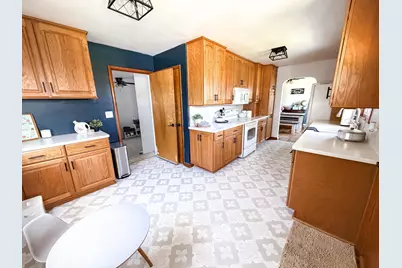 17863 Coshocton Road, Mount Vernon, OH 43050 - Photo 2