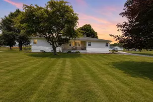 17863 Coshocton Rd, Mount Vernon, OH 43050 - Photo 1