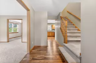 726 Alpine Cir, Heath, OH 43056 - Photo 8