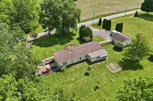 3751 Lundy Ln, London, OH 43140 - Photo 4