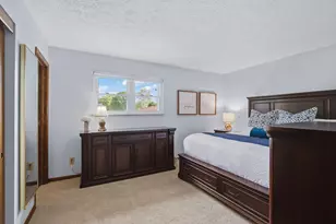 2166 Blackoak Ave, Columbus, OH 43229 - Photo 24