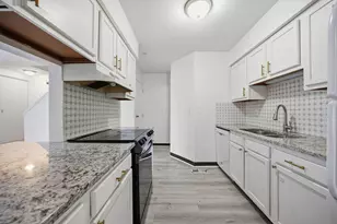 5258 Captains Ct, Columbus, OH 43220 - Photo 14