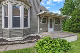 530 W 4th St, Marysville, OH 43040 - Photo 6