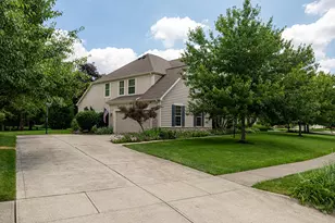 2447 Tucker Trail, Lewis Center, OH 43035 - Photo 2