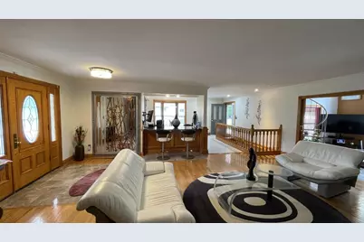 1220 Evergreen Road, Columbus, OH 43207 - Photo 2