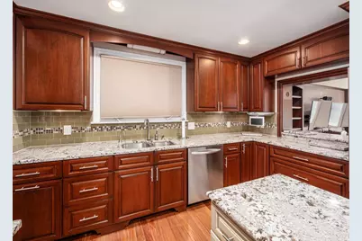 2738 E Broad Street, Bexley, OH 43209 - Photo 12