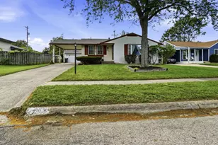 6493 Dobson Square E, Columbus, OH 43229 - Photo 2