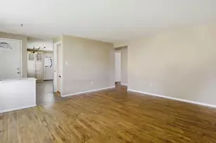 6493 Dobson Square E, Columbus, OH 43229 - Photo 10