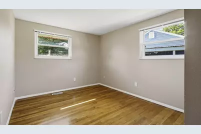 6493 Dobson Square E, Columbus, OH 43229 - Photo 18