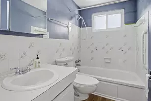 6493 Dobson Square E, Columbus, OH 43229 - Photo 24