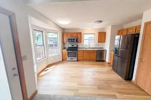 3600 Bluff Gap Dr, Grove City, OH 43123 - Photo 2