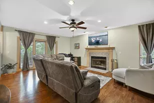 4405 Plymouth Rock Ct, Columbus, OH 43230 - Photo 8