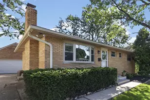 1297 Shanley Dr, Columbus, OH 43224 - Photo 2