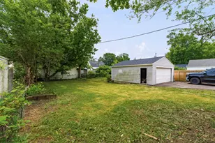 1816 Brentnell Ave, Columbus, OH 43219 - Photo 32