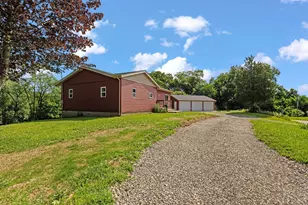 2845 Dietz Ln, Zanesville, OH 43701 - Photo 4