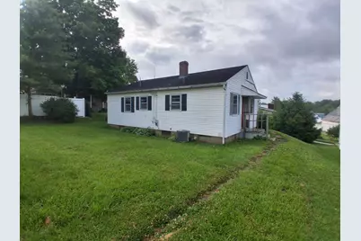 215 Whitehouse Street, Crooksville, OH 43731 - Photo 4