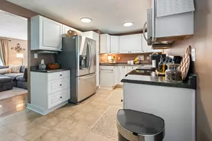 858 Upwoods Dr, Columbus, OH 43228 - Photo 8