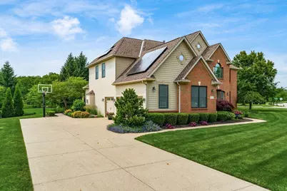 8322 Meadowmoore Place, Pickerington, OH 43147 - Photo 2
