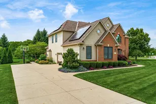 8322 Meadowmoore Pl, Pickerington, OH 43147 - Photo 2