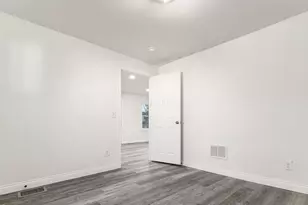2247 Safford Ave, Columbus, OH 43223 - Photo 22