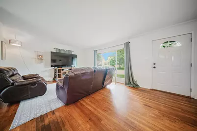 926 Minerva Avenue, Columbus, OH 43229 - Photo 2