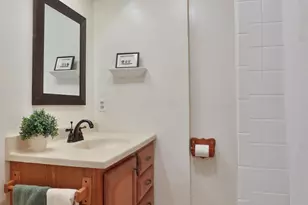 3585 Delamere Ave, Columbus, OH 43220 - Photo 22
