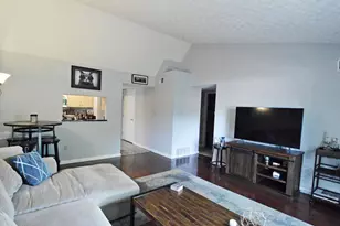 945 Quay Ave, Columbus, OH 43212 - Photo 4
