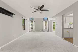 1811 Weather Stone Ln, Columbus, OH 43235 - Photo 2