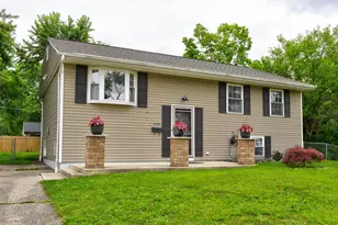 590 Knights Ave, Columbus, OH 43230 - Photo 2