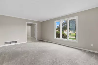 2069 Walnut Hill Park Drive, Columbus, OH 43232 - Photo 18