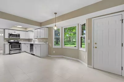 2069 Walnut Hill Park Drive, Columbus, OH 43232 - Photo 24