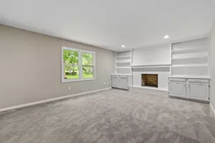2069 Walnut Hill Park Dr, Columbus, OH 43232 - Photo 26