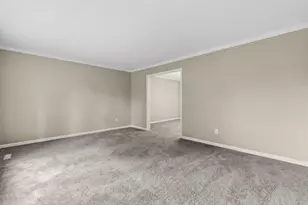 2069 Walnut Hill Park Dr, Columbus, OH 43232 - Photo 22