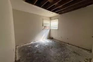1259 E 16th Ave, Columbus, OH 43211 - Photo 6