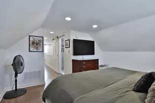 588 Chatham Rd, Columbus, OH 43214 - Photo 20