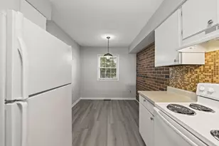 4454 Folkestone Ct S, Columbus, OH 43220 - Photo 6