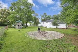 548 Empire Dr N, Columbus, OH 43230 - Photo 46
