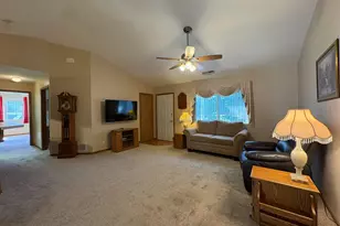 4560 Whittington Dr, Groveport, OH 43125 - Photo 36