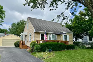 3581 Oaklawn St, Columbus, OH 43224 - Photo 2