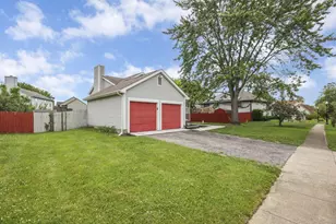 357 Old Ranch Ct, Galloway, OH 43119 - Photo 4