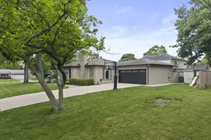 1757 Inchcliff Rd, Columbus, OH 43221 - Photo 4