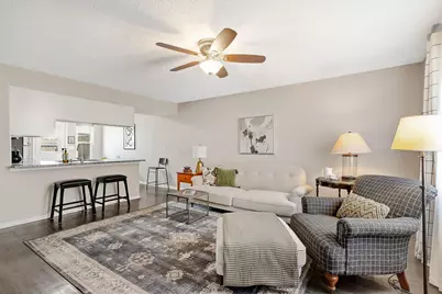 3232 Summerdale Lane #74, Columbus, OH 43221 - Photo 4