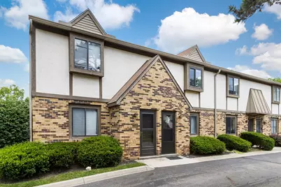3232 Summerdale Lane #74, Columbus, OH 43221 - Photo 2