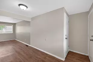 1762 Kaiser Dr, Reynoldsburg, OH 43068 - Photo 6