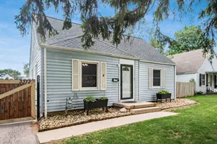 3373 Eisenhower Rd, Columbus, OH 43224 - Photo 4